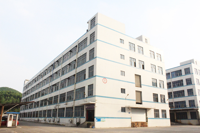 毅通放在英文公司介紹里.jpg 毅通放在英文公司介紹里.jpg